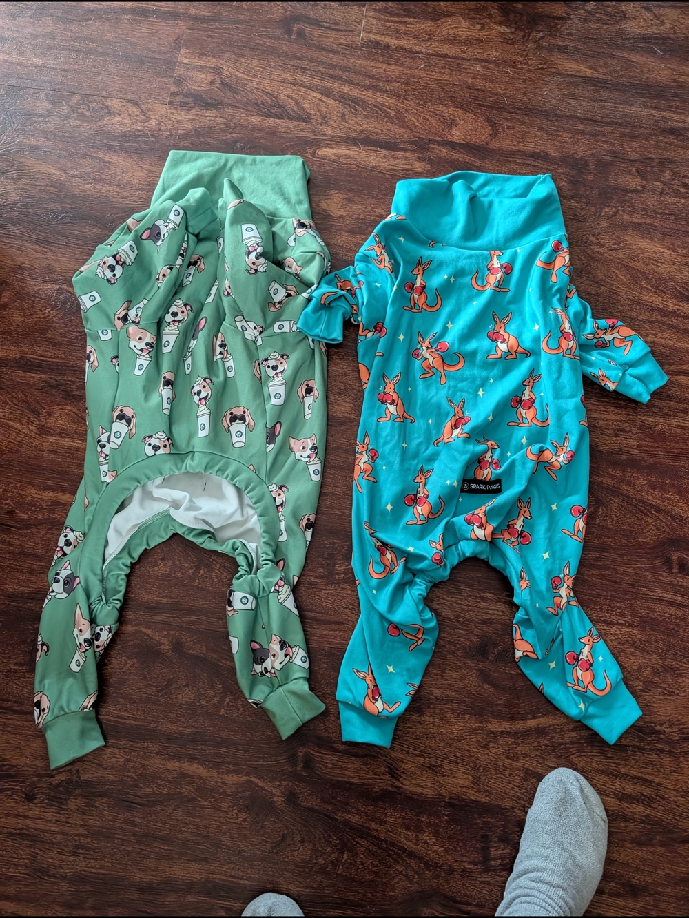 4xl Spark Paws Lot 2 Pjs 1 Hoodie